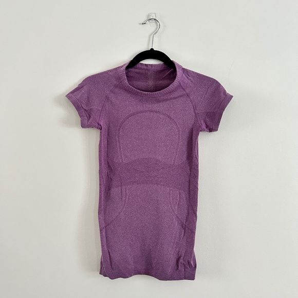 lululemon athletica Tops - Lululemon Swiftly Tech Short Sleeve Crew Neck T-shirt Purple Running Size 6